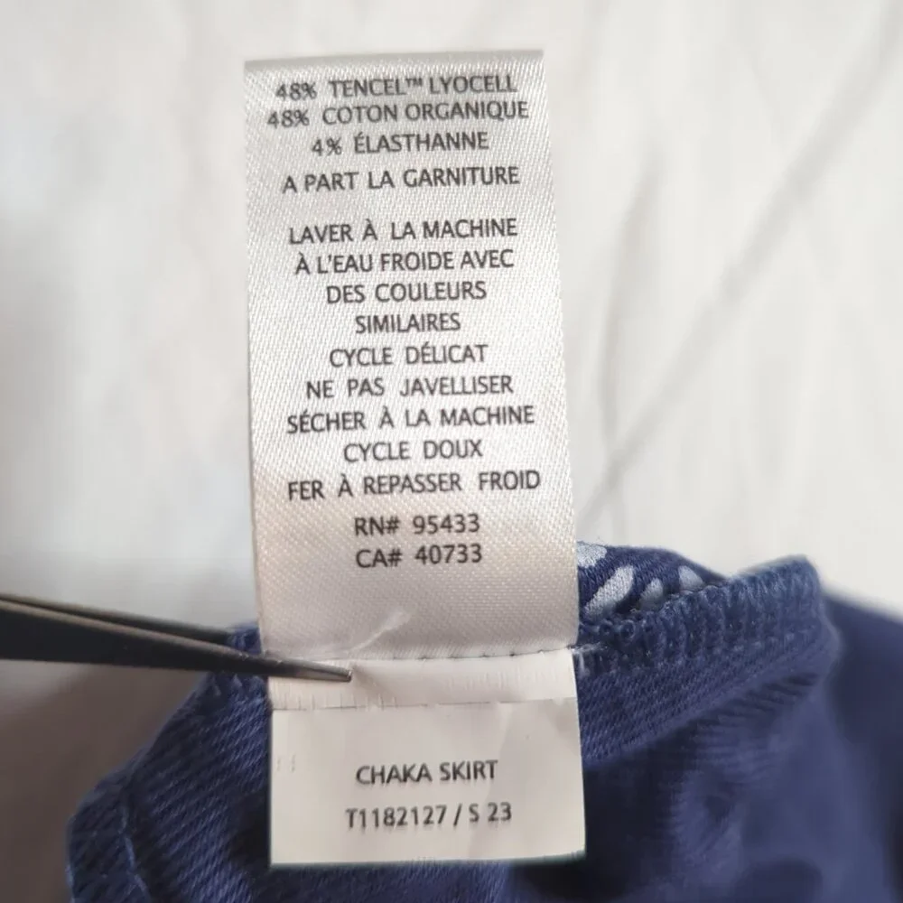 Toad&Co Women's Size Small Chaka Skirt, Navy Blue Print - Picture 7 of 8